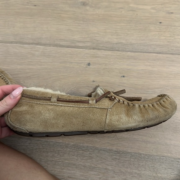 Ugg Dakota wool slippers - Picture 11 of 13